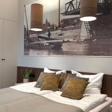 Aparthotel Starowislna 77 3*