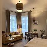 Starowislna 77 公寓式酒店