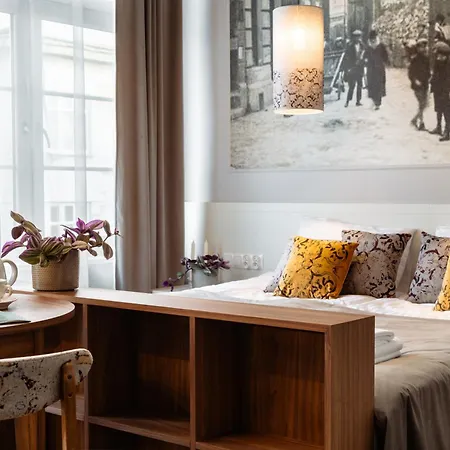 Aparthotel Starowislna 77 3*