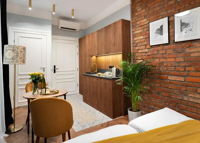 Ξενοδοχείο με διαμερίσματα Starowislna 77