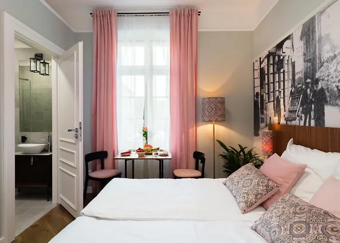 Starowislna 77 3* Krasków