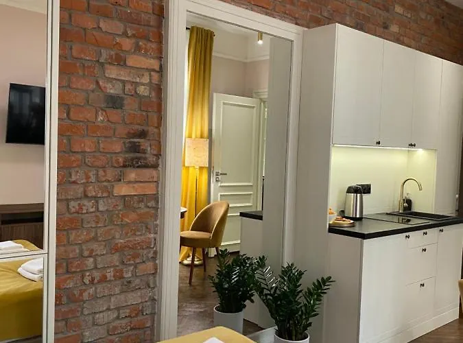 Ξενοδοχείο με διαμερίσματα Starowislna 77 3*