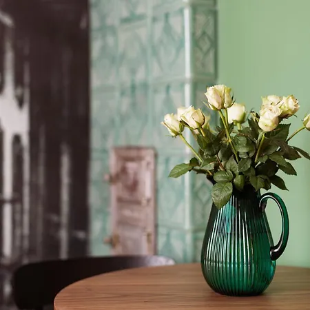 Starowislna 77 公寓式酒店 3*