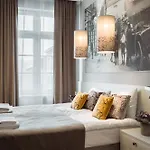Aparthotel Starowislna 77
