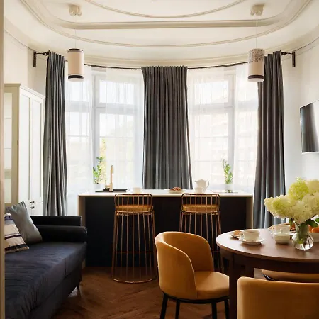 Aparthotel Starowislna 77 3*